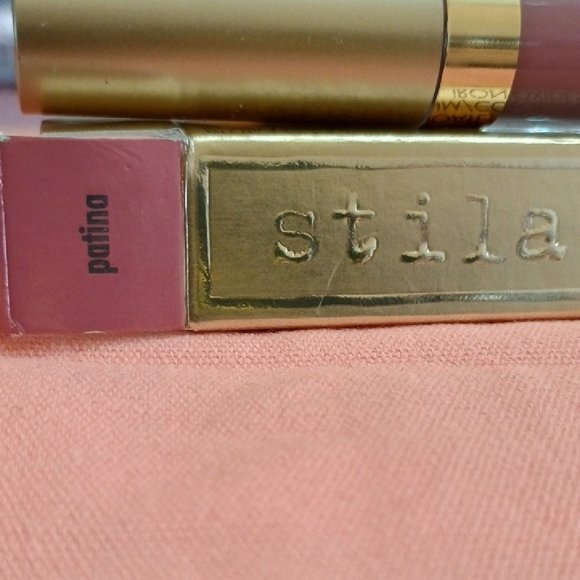 Stila Stay All Day Liquid Lipstick - Mauve Pink - Picture 2 of 3